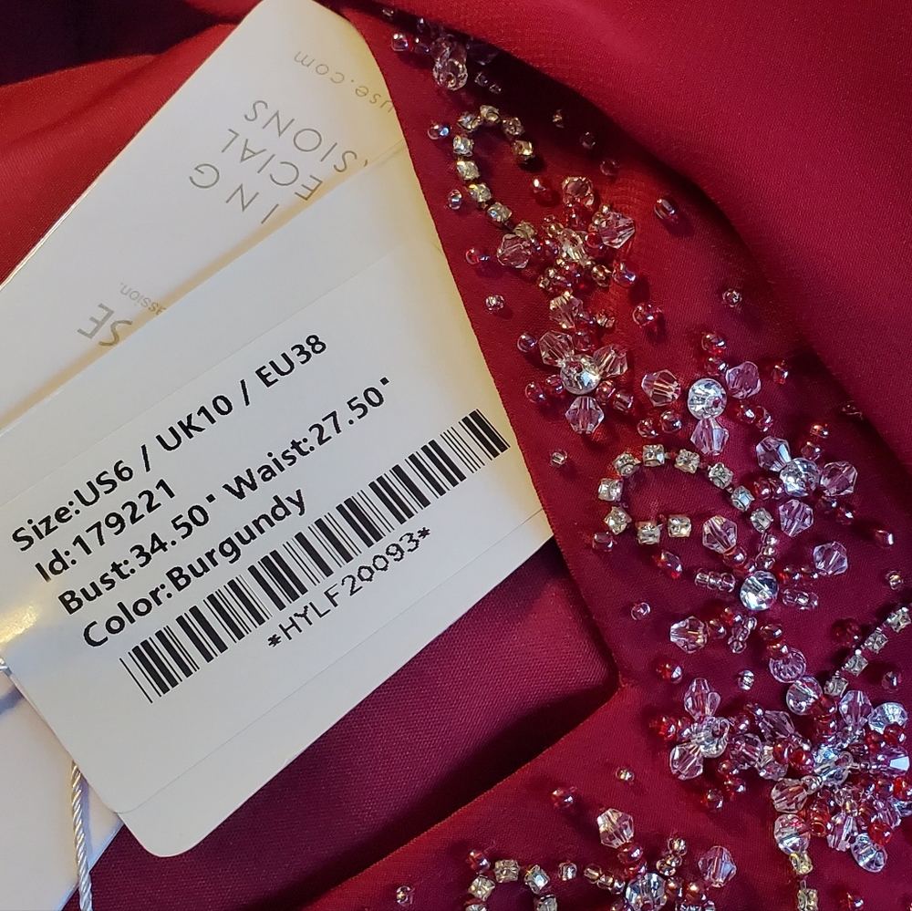 NWT Burgundy Dress Size 6*Make an Offer! - Picture 3 of 4